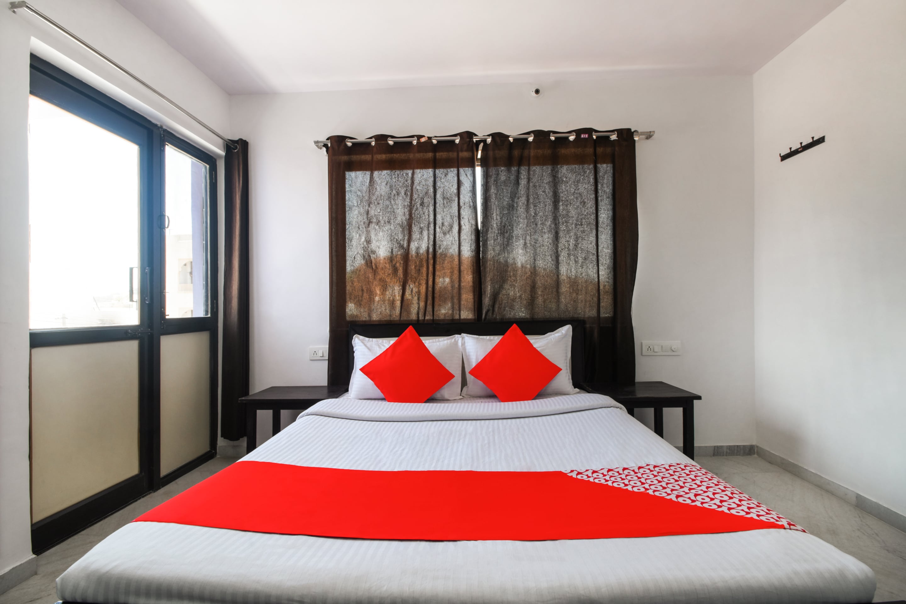 Hotel O Shiv Sagar Haveli - Tap to explore photos