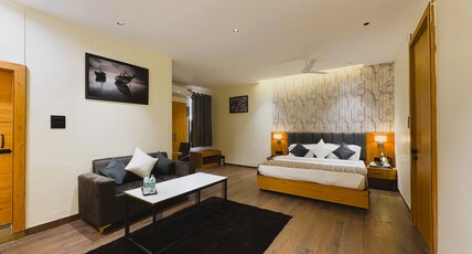 Hotel Kundan Courtyard Room Type - Suite Room