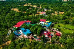 Hunky Dory Resort
