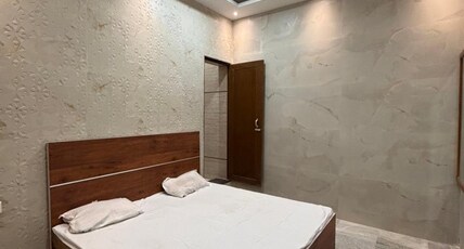 Riddhi Siddhi Hall Room Type - King Bed Room with No View