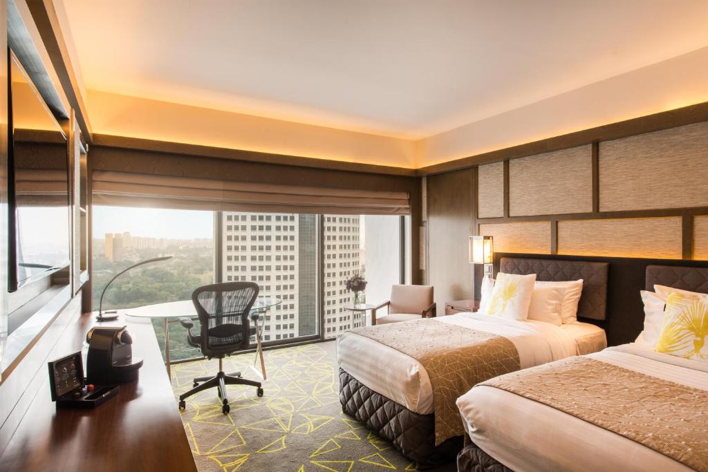 Pan Pacific Singapore - Tap to explore photos
