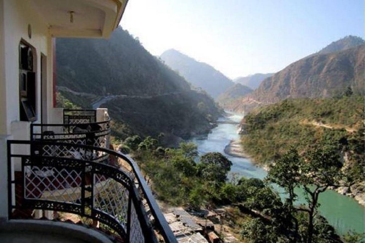 Hotel Jwalpa Palace - Tap to explore photos