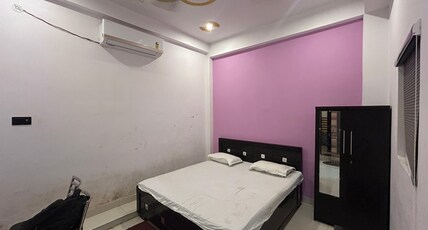 RAJ DARBAR Room Type - Deluxe City View King Bed