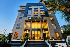 The Supreme Hotel and Banquet
