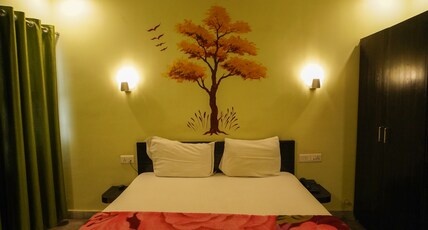 Hotel Shantinivas Room Type - NON AC DOUBLE BED