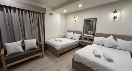 Smol Door Room Type - Big Room