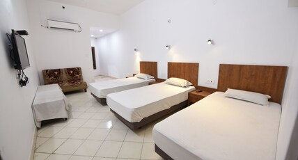 Mayur Hotel Room Type - Triple Bed Room