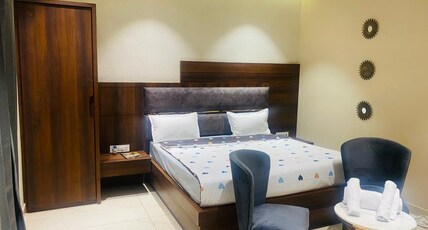 HOTEL ML GRAND Room Type - DECENT DELUXE
