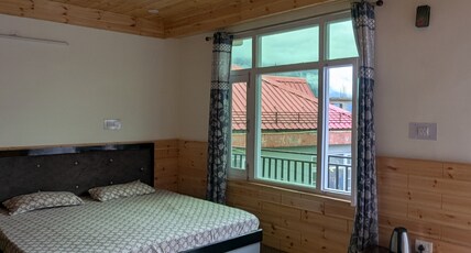 Miidway Homestay Room Type - Bedroom 2