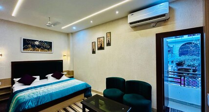 Anandam Estate Room Type - Royal Whisper Room | By Anandam Estate