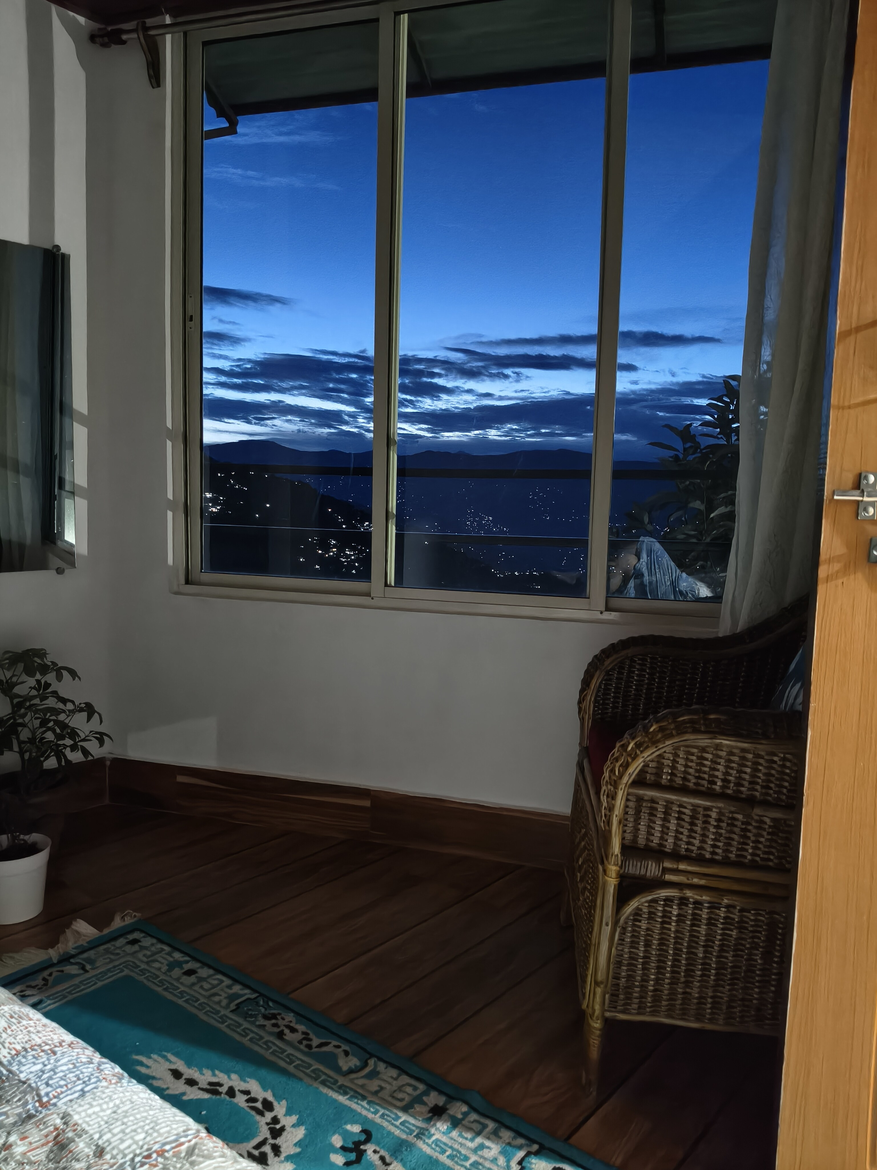 Darjeeling Mountain Homestay - Tap to explore photos