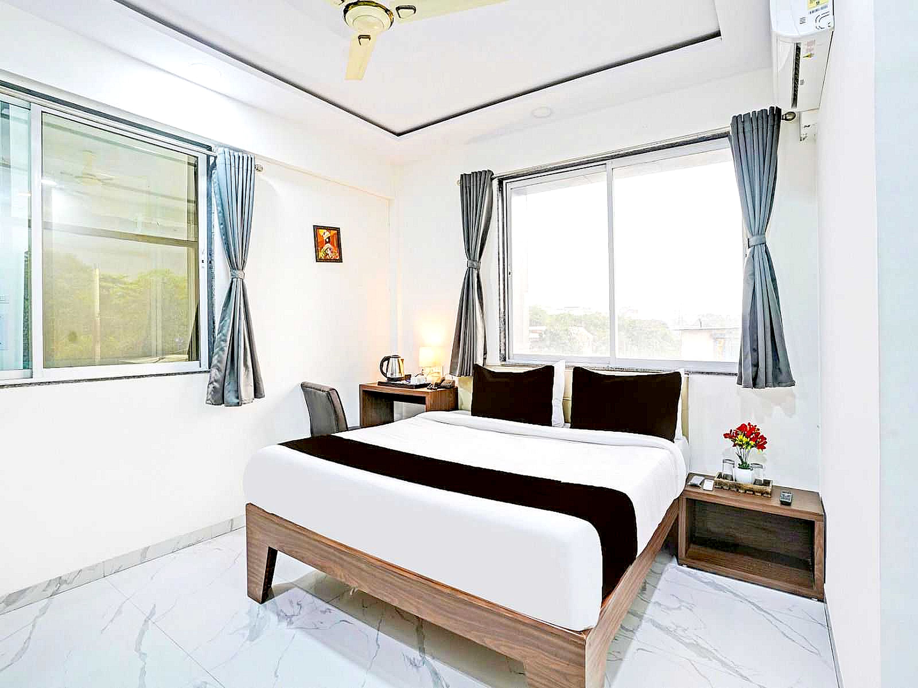 Townhouse Oak Dombiwali MIDC Formerly Cabana - Tap to explore photos