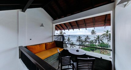 Hikka Tranz by Cinnamon Room Type - Superior Twin Ocean View