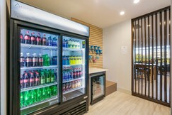 Holiday Inn Express & Suites - Jacksonville - Town Center
