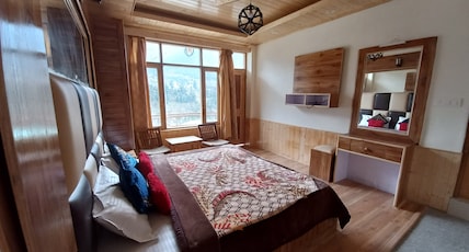 Manali360 Cottage and Cafe Room Type - Deluxe Room.