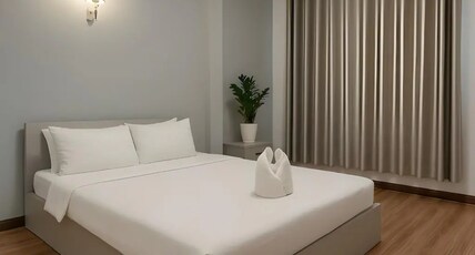 Amory Hotel Saigon Center Room Type - Deluxe Double Room with Bathtub