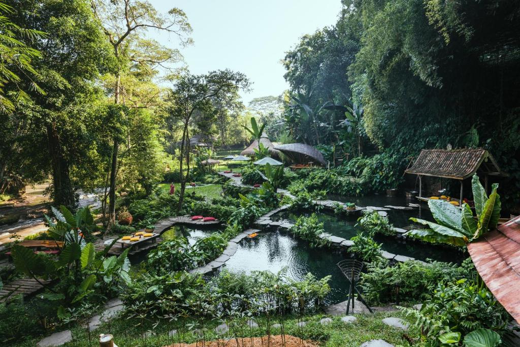 Bambu Indah Resort - Tap to explore photos
