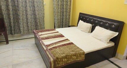 Baba Paying Guesthouse Room Type - Deluxe Room