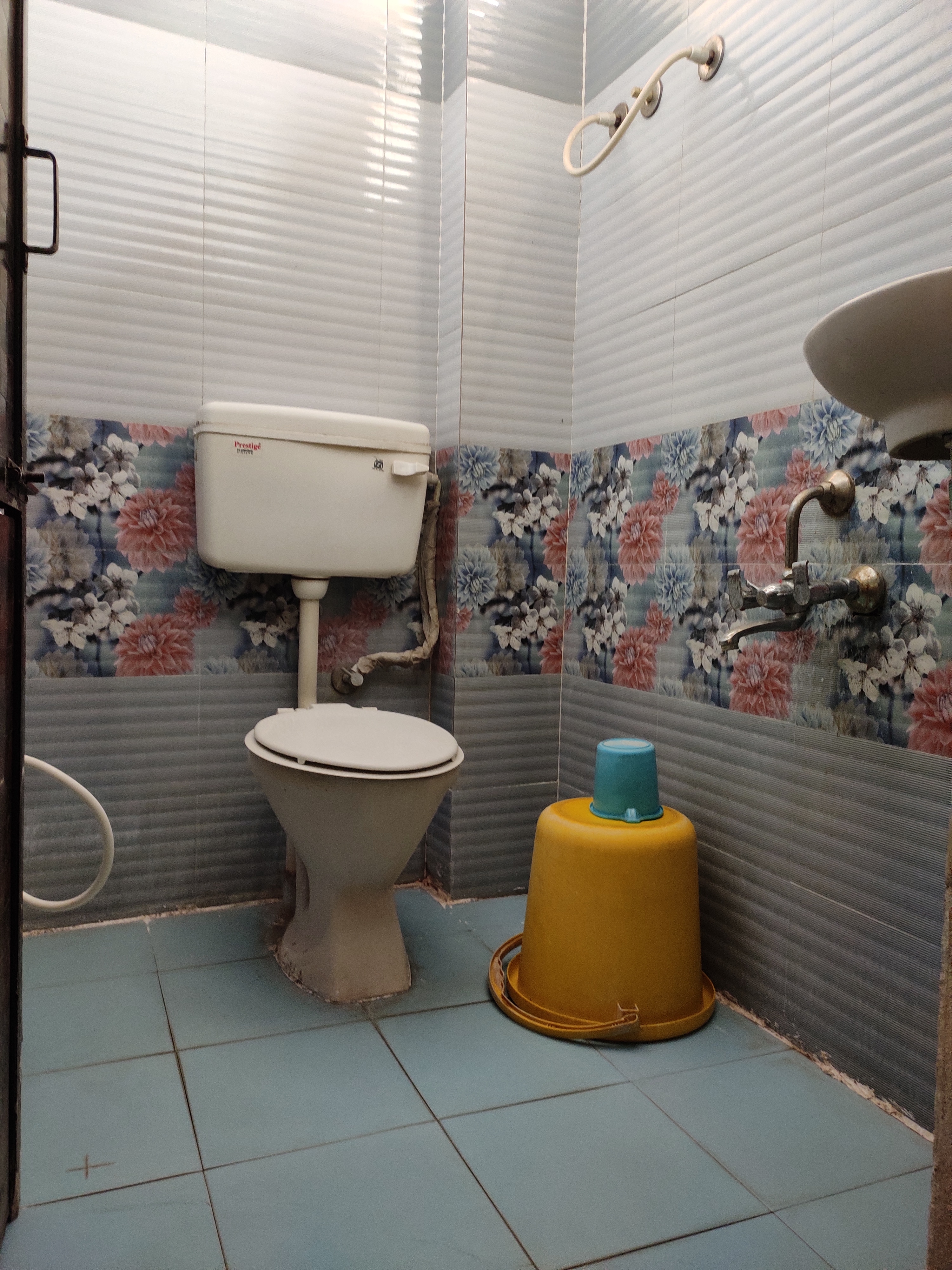 Alankar Lodge - Tap to explore photos