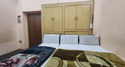 Hotel Jannat Palace Room Type - Deluxe 4 Bedroom