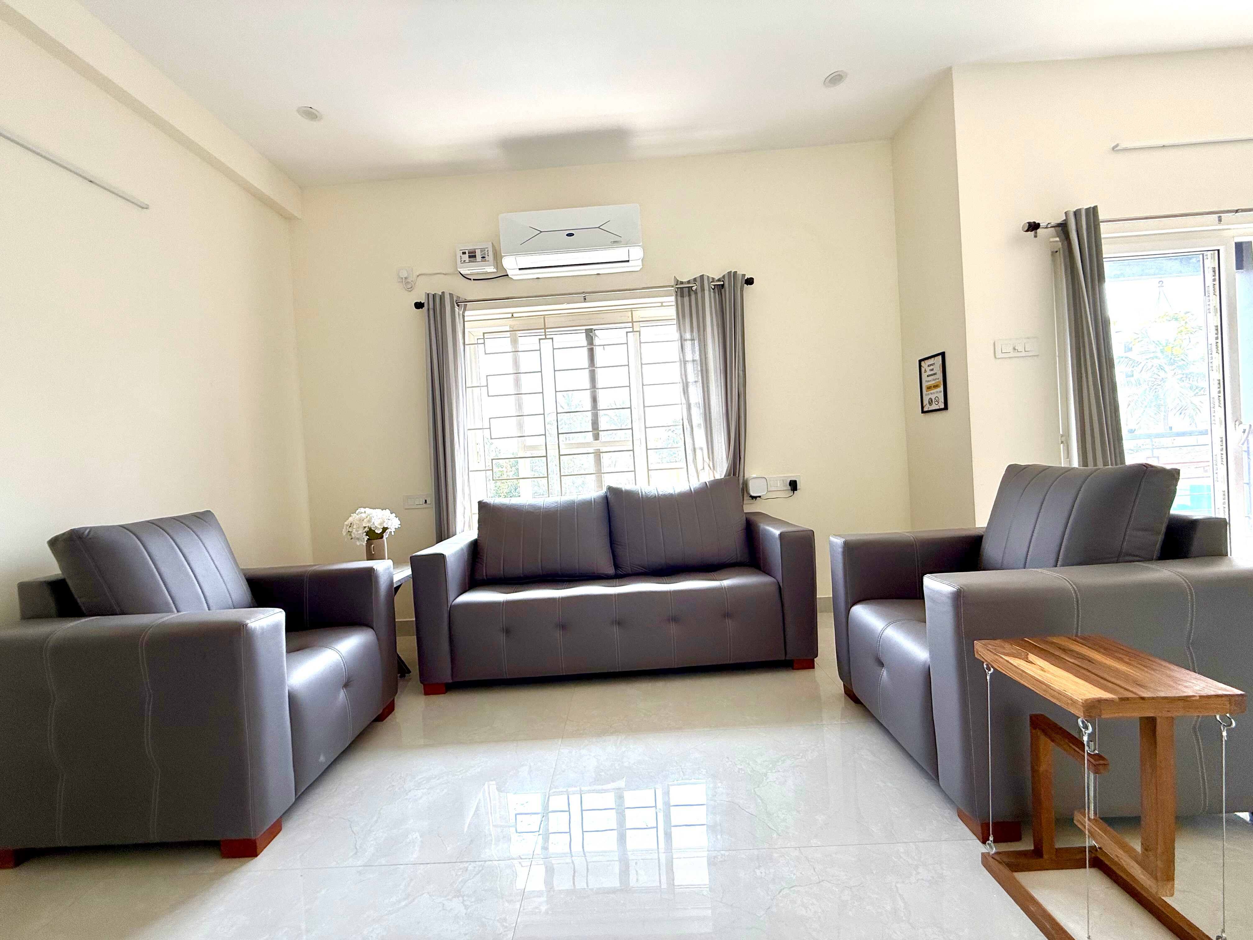 Kolam Ridhi Serviced Apartments,Adyar - Tap to explore photos