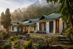 Kaleege House | 2BR Forest Cottage | Takdah, Darjeeling