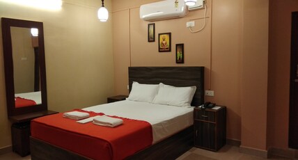 Hotel Ross & Smith Room Type - STANDARD ROOM