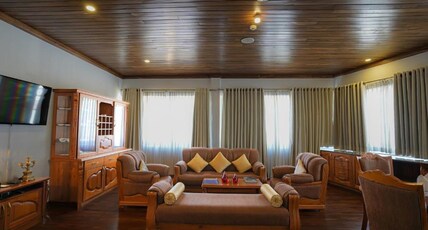 Araliya Green Hills Room Type - Royal Suite with Free Benefits