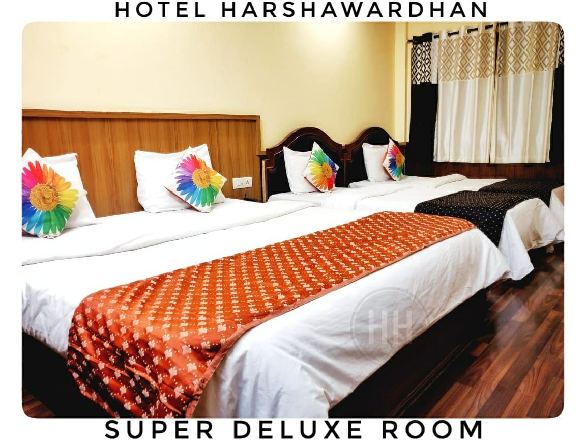 Harshawardhan Chikhaldara - Tap to explore photos