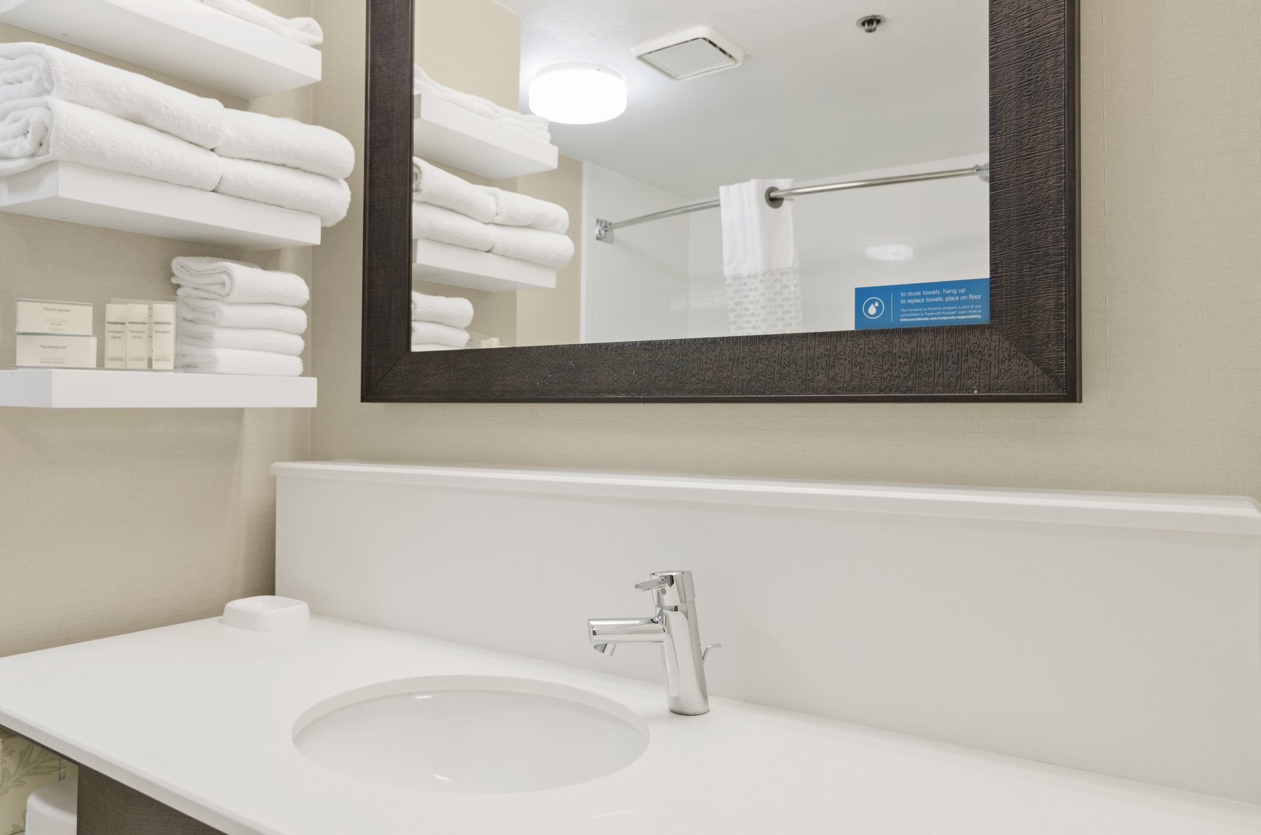 Hampton Inn by Hilton Mount Dora - Tap to explore photos