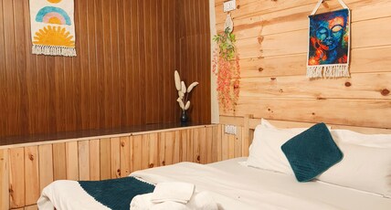 The Cozy Monks- Tirthan Valley Room Type - Stonewood