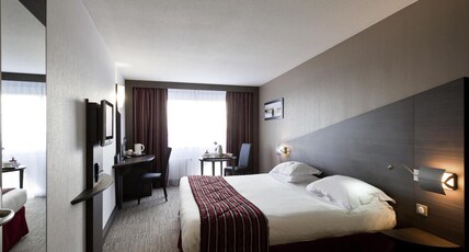 Mercure Vannes Le Port Room Type - Standard Room with twin beds