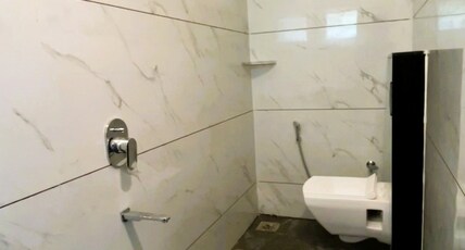 Shrunga Hill View Homestay Room Type - Standard Room AC
