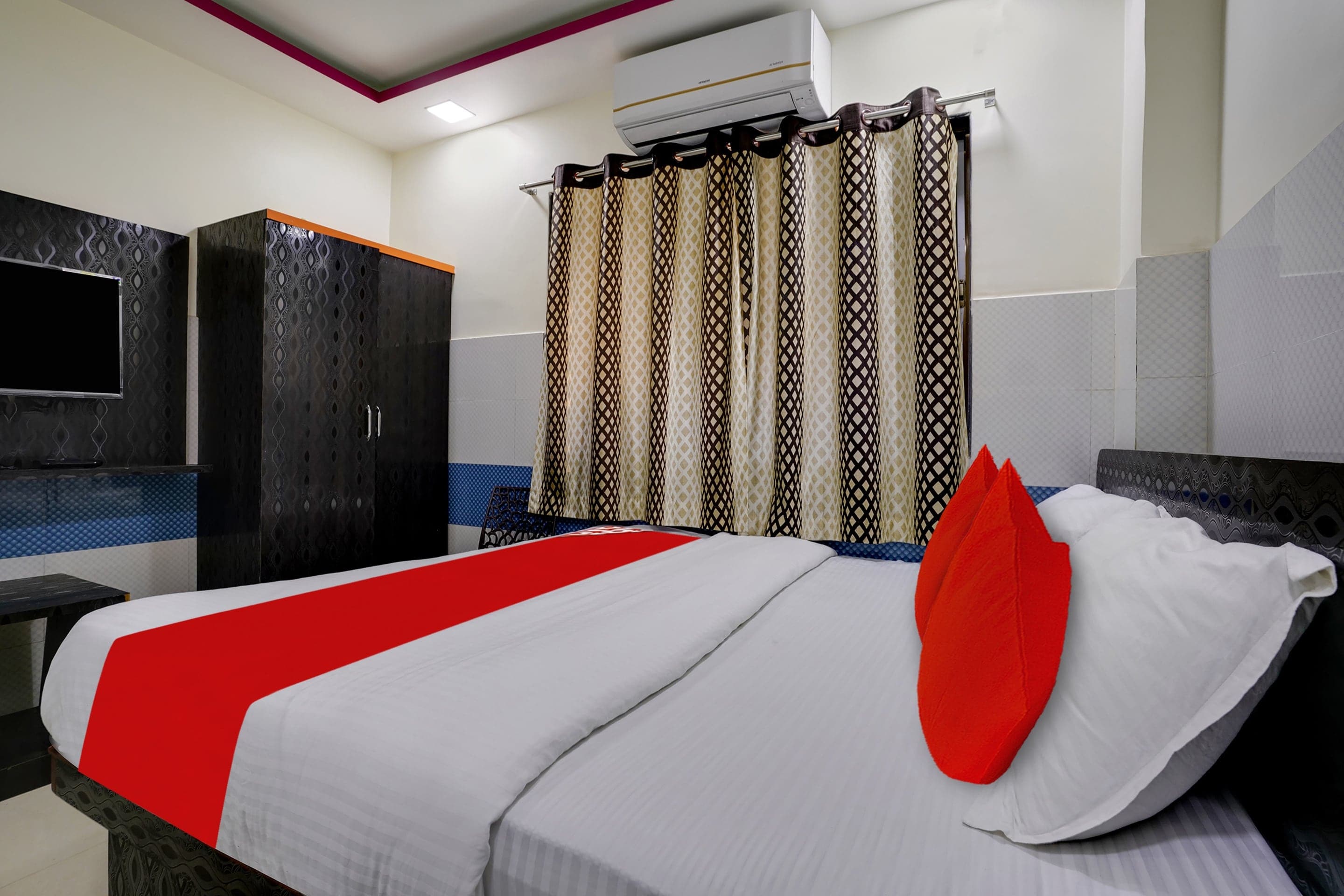 Hotel O Kalpesh Residency - Tap to explore photos