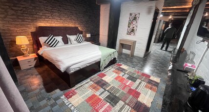 9 Bows - Landour Room Type - Emotion - Bhava Room ( Pet Friendly)