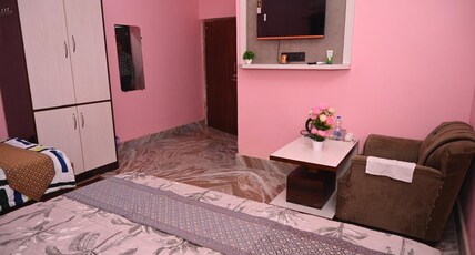HOTEL NIRVANA INN Room Type - Super Deluxe Room HOTEL NIRVANA INN Room Type - Super Deluxe Room