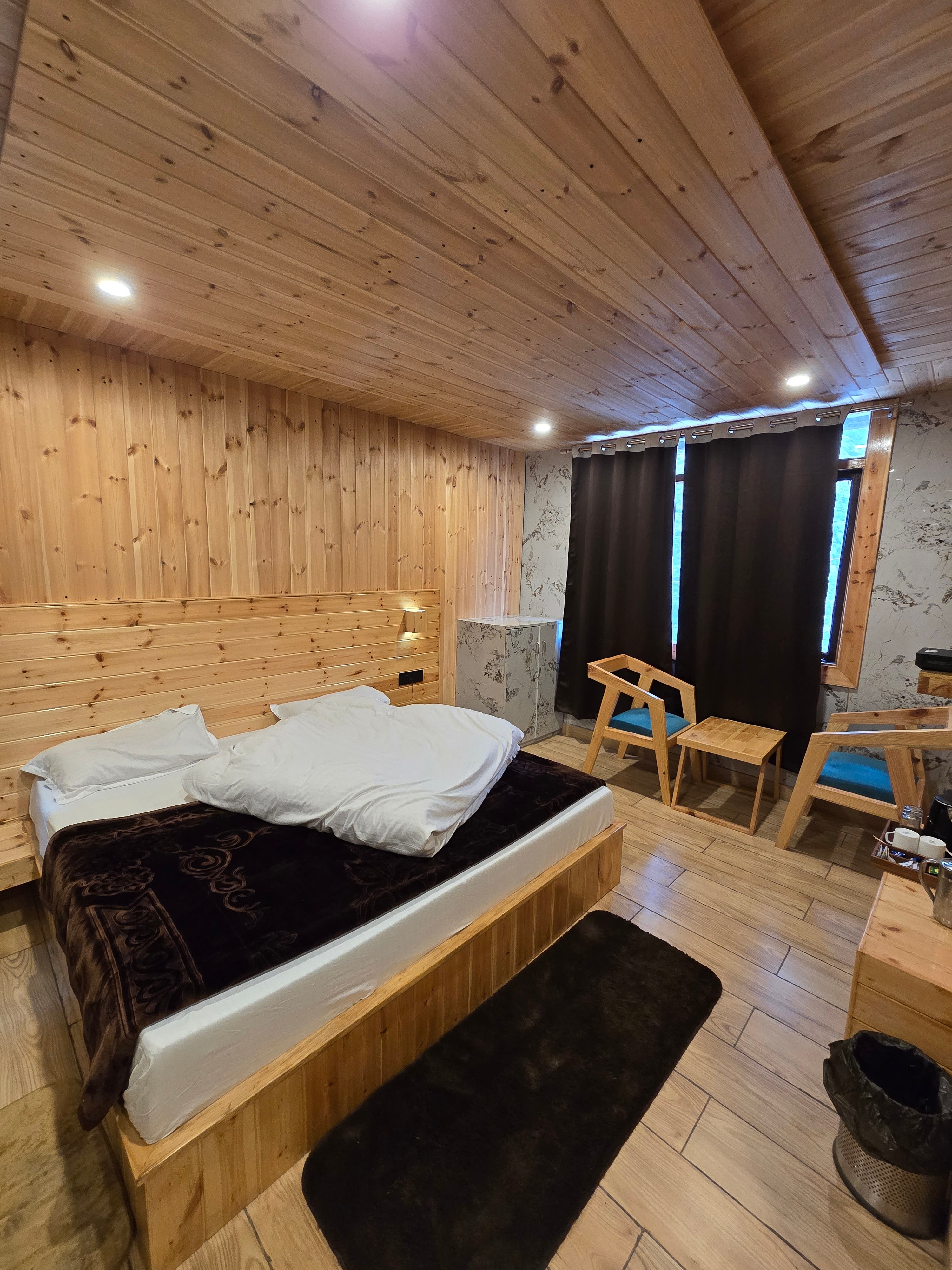 Janki Guest House Badrinath - Tap to explore photos