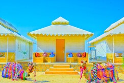 Desert Popular Resort & Camp