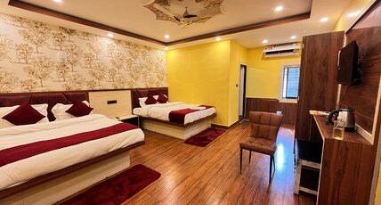 Hotel Shree Mani Residency Room Type - Family Room