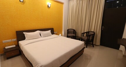 Genx Crescent By 1589 Room Type - Deluxe Room