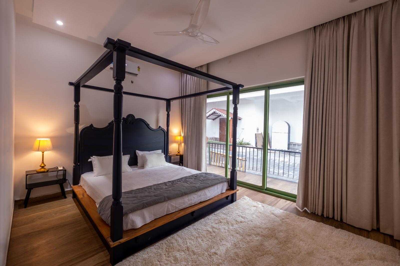 Saga de Verona 3BHK - Tap to explore photos