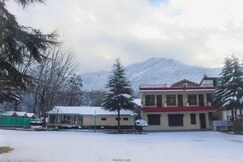 FabHotel Ballus Cafe & Resort