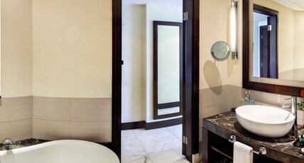 Sofitel Al Khobar The Corniche Room Type - SUPERIOR ROOM,1 Queen Size Bed, City View Sofitel Al Khobar The Corniche Room Type - SUPERIOR ROOM,1 Queen Size Bed, City View