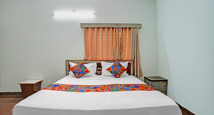 FabHotel Skanda Inn Room Type - Deluxe Room
