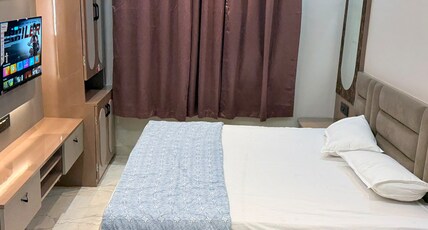 HOTEL FRIENDS RESIDENCY Room Type - Deluxe Room with Air Conditioning
