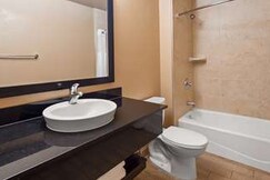 Best Western Plus Oceanside Palms
