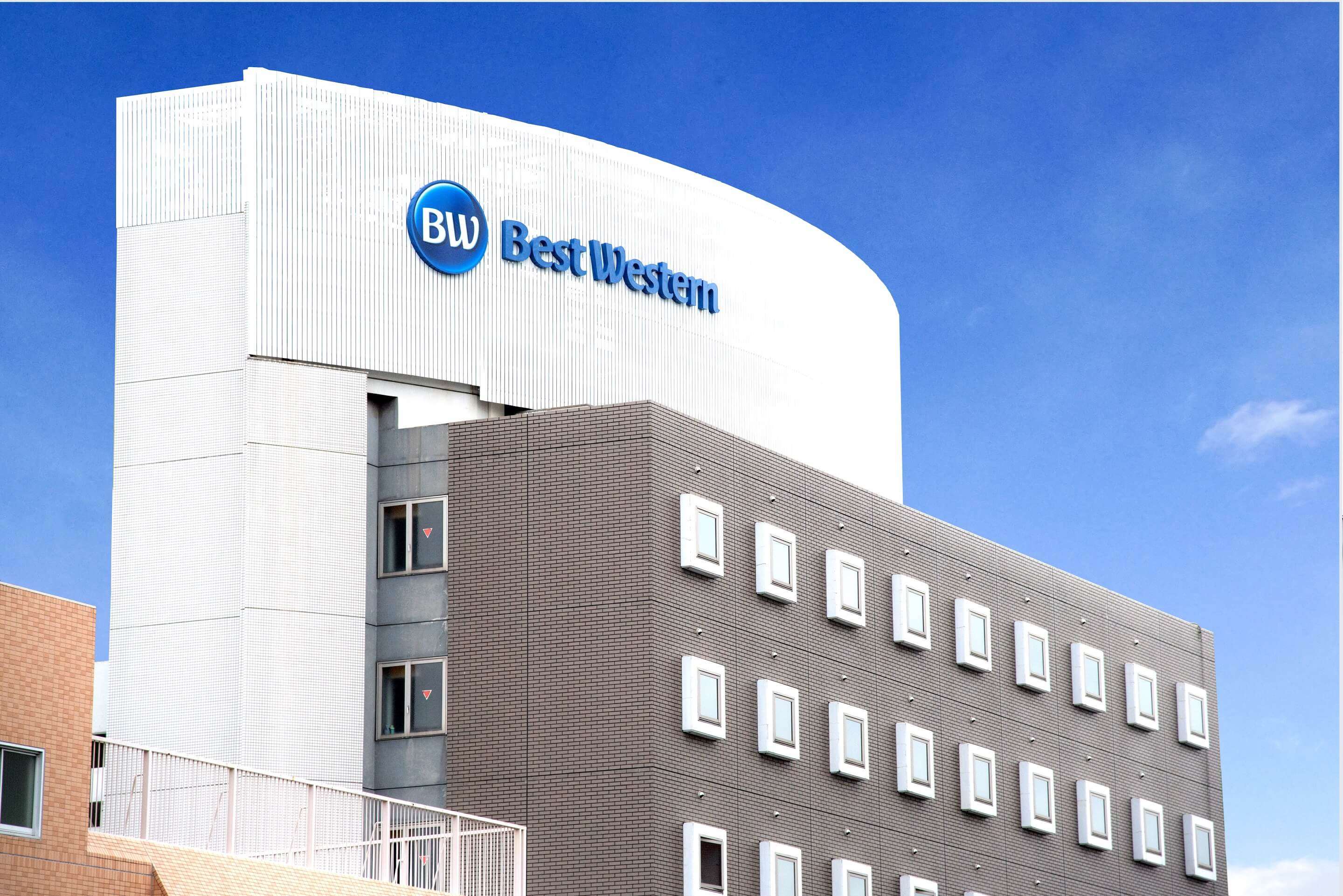 Best Western Osaka Tsukamoto - Tap to explore photos