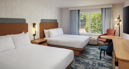 Hampton Inn by Hilton Nashua Room Type - 2 QUEEN BEDS NONSMOKING