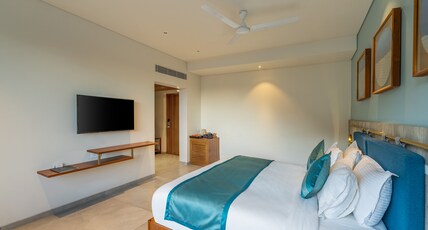 Bodhi Boutique By Collective Select Room Type - Deluxe Room with Mountain View