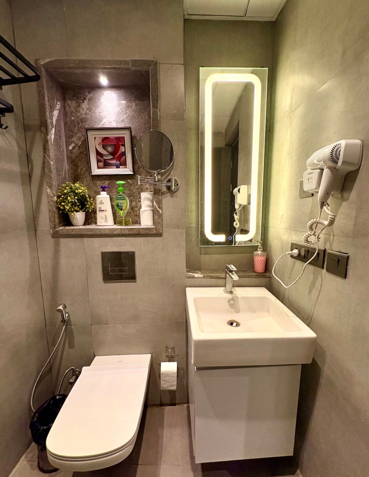 Modern Evening Stay at Supernova Noida - Tap to explore photos